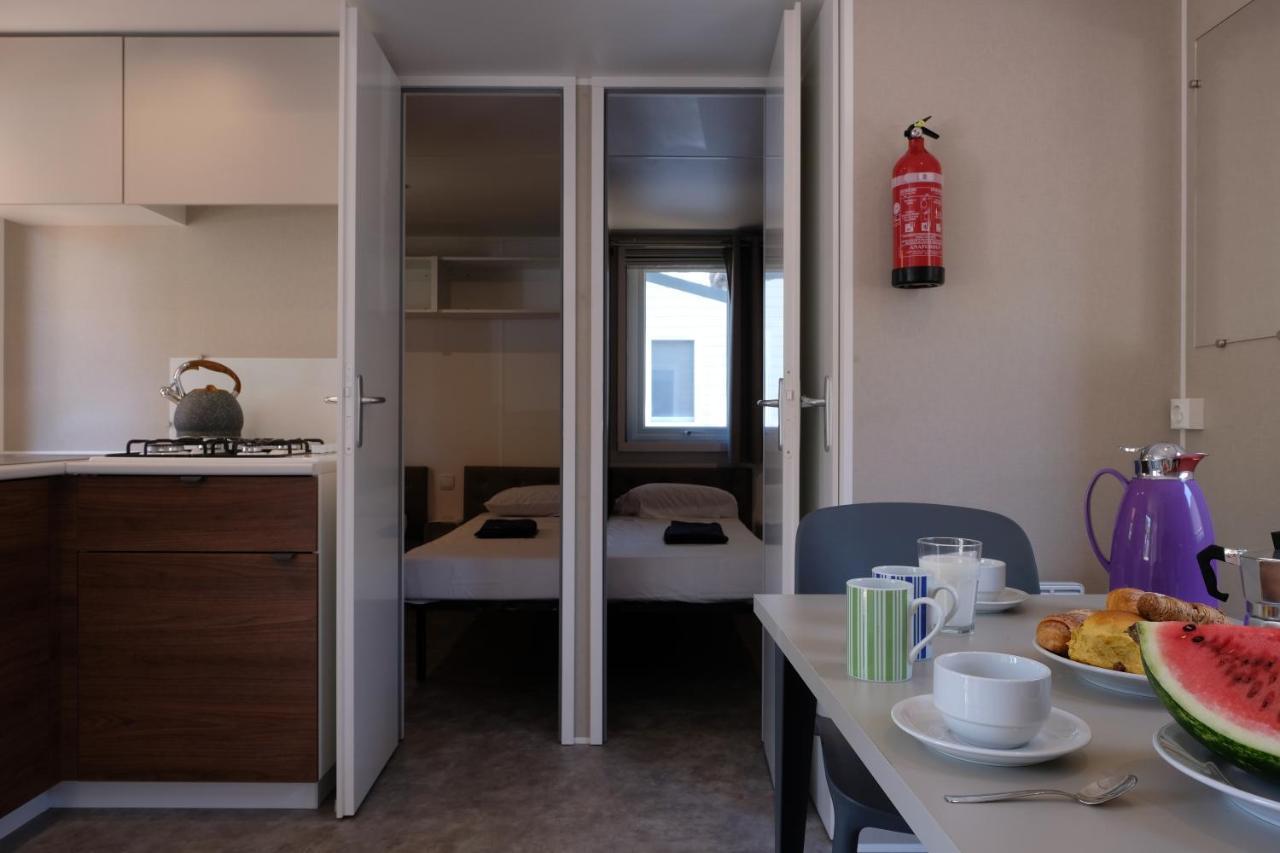 Happy Camp mobile homes in Camping Village La Masseria Gallipoli Esterno foto