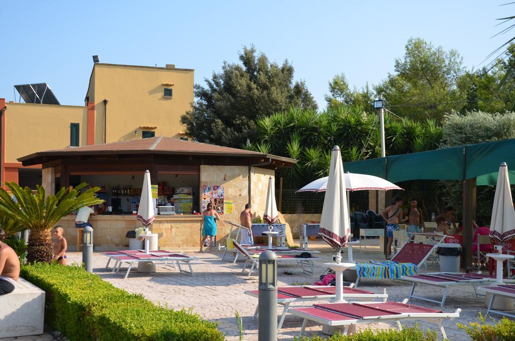 Happy Camp mobile homes in Camping Village La Masseria Gallipoli Esterno foto